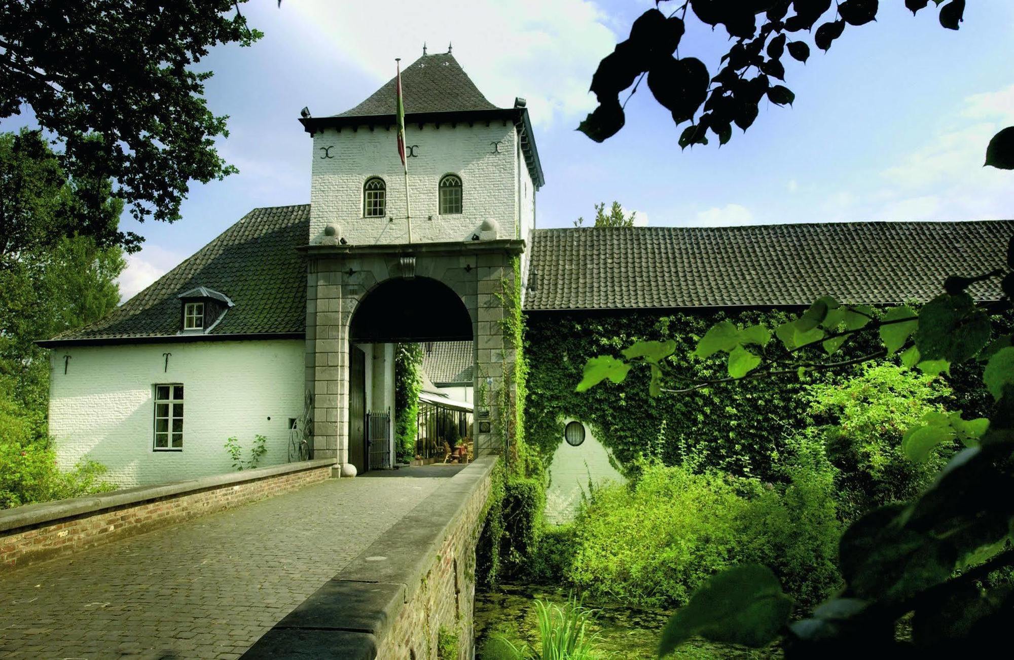 Romantik Hotel Kasteel Daelenbroeck Херкенбош Экстерьер фото