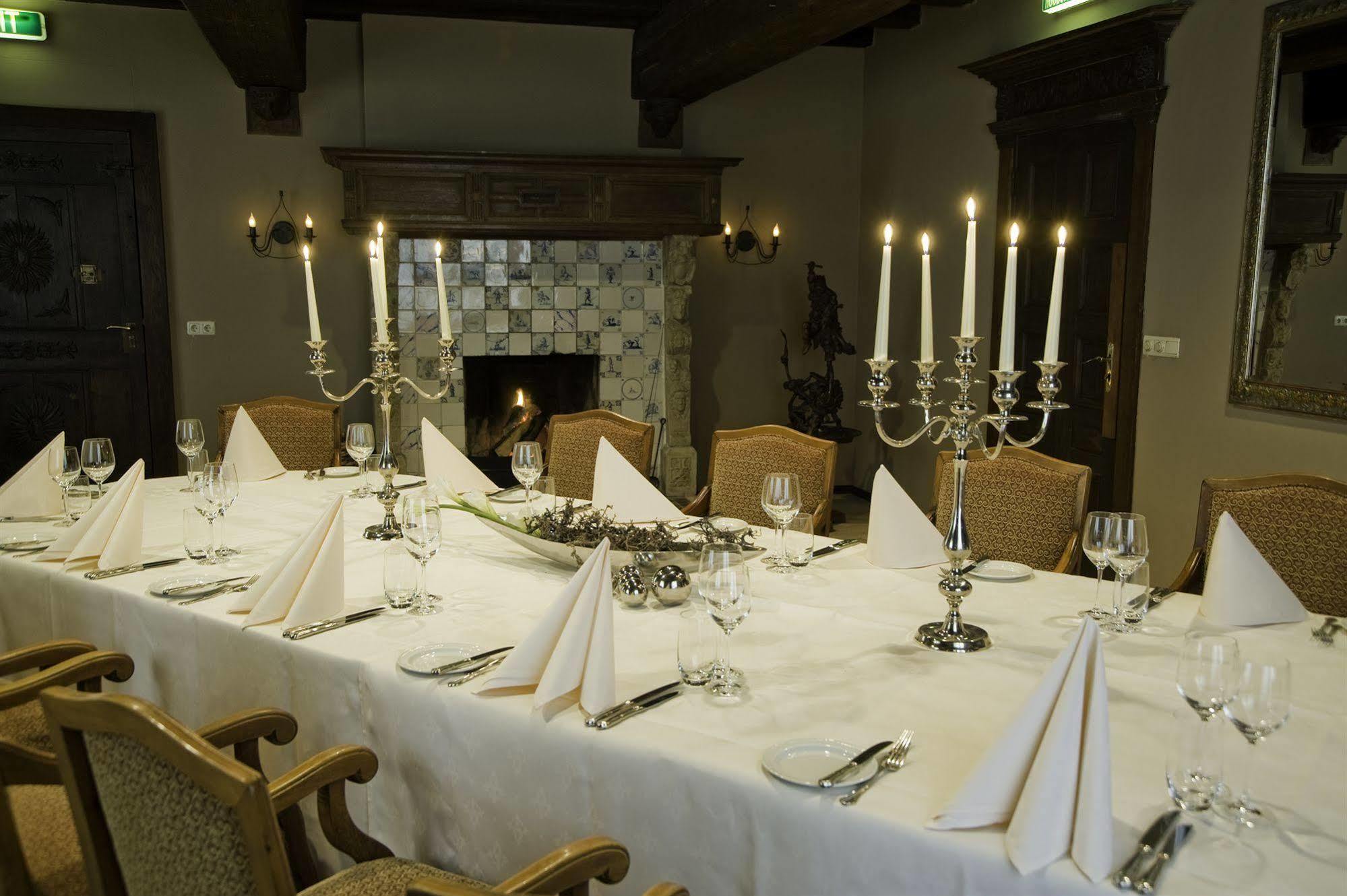 Romantik Hotel Kasteel Daelenbroeck Херкенбош Экстерьер фото