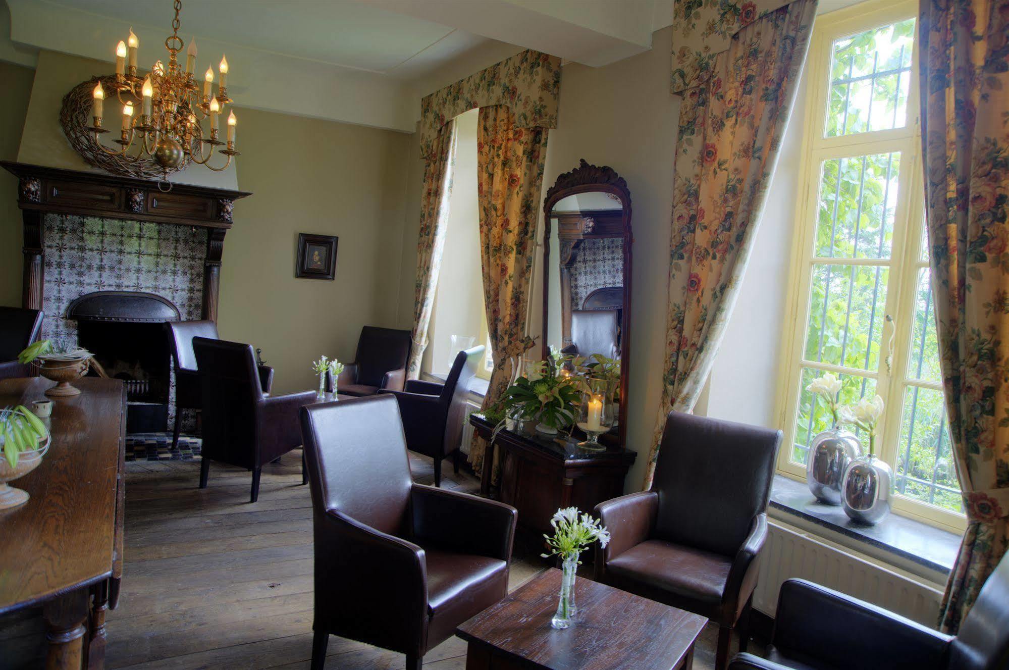 Romantik Hotel Kasteel Daelenbroeck Херкенбош Экстерьер фото
